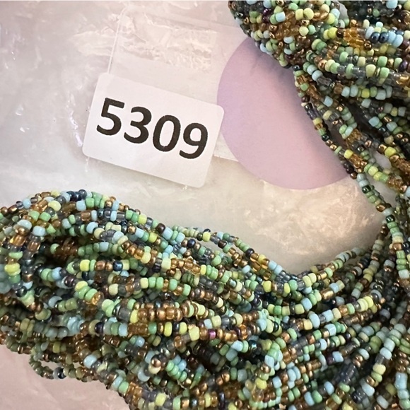 Glass seed-bead multi strand necklace in blue, green bronze lobster clasp 5309 L - Picture 6 of 16